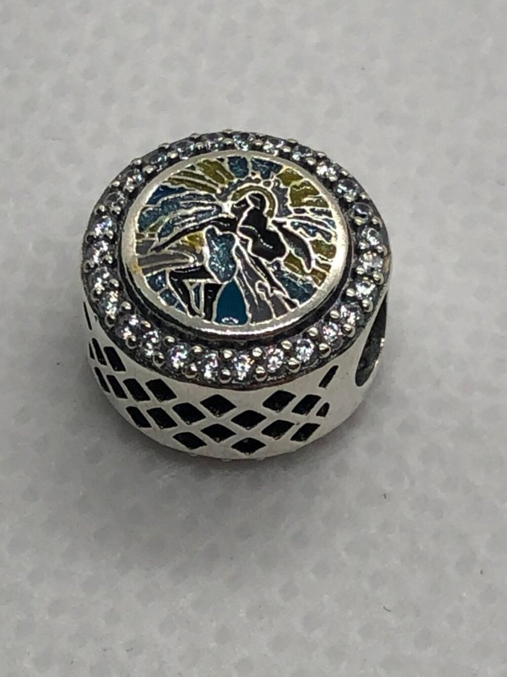 ✨ ✨Pandora Vaval Trinidad Carnival Charm